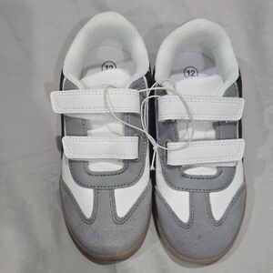 Cat & Jack Kids Sneakers - Size 12